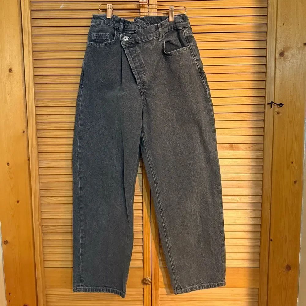 Women’s COLLUSION Relaxed Fit Black Jeans size 30
